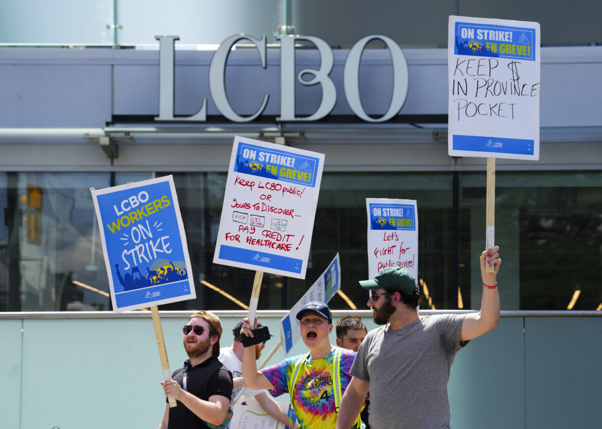 Ont-LCBO-Strike 20240719