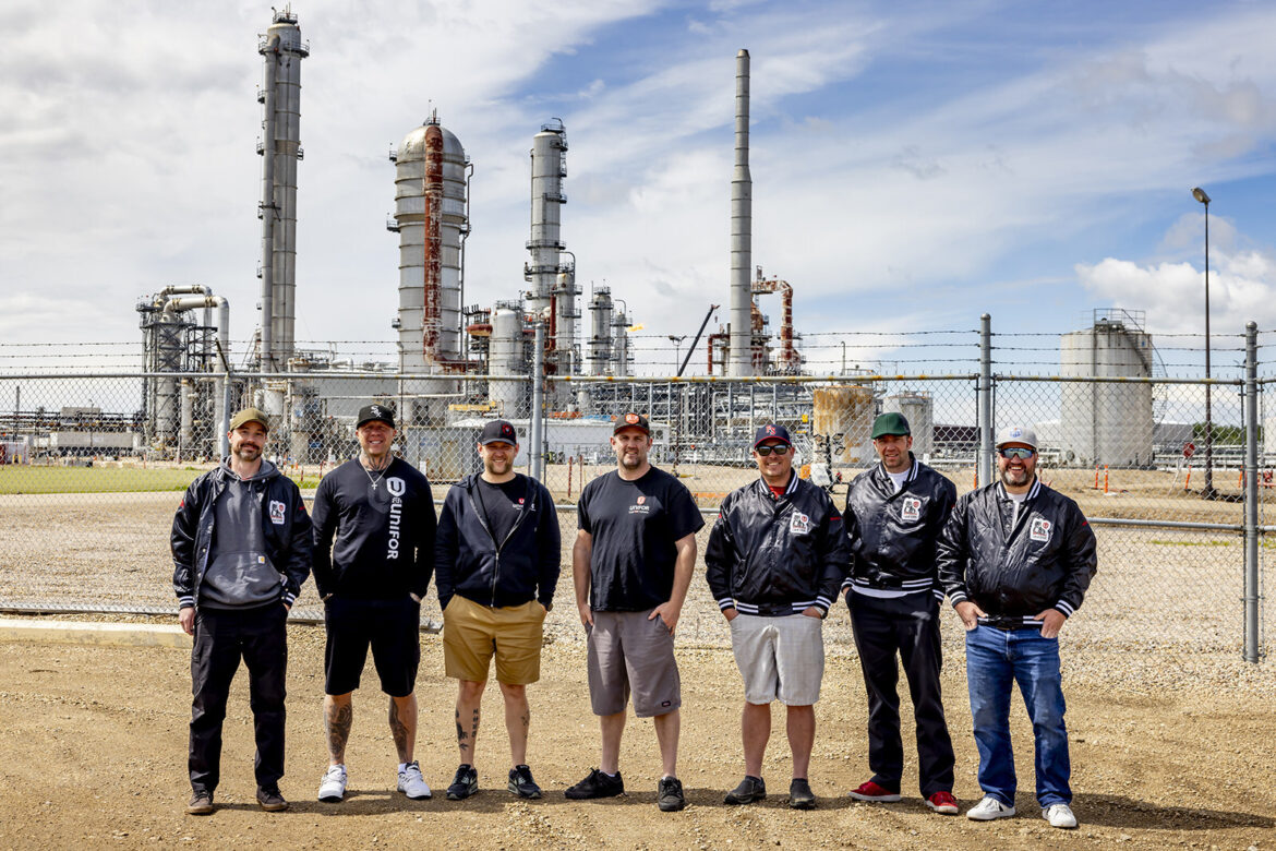 Unifor-Unifor members ratify new collective agreement with Shell