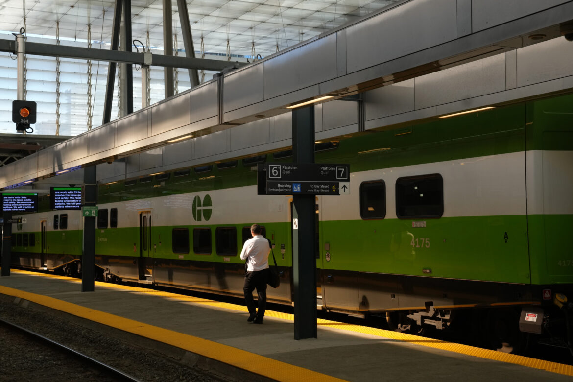 Rail-Strike-Commuters 20240820