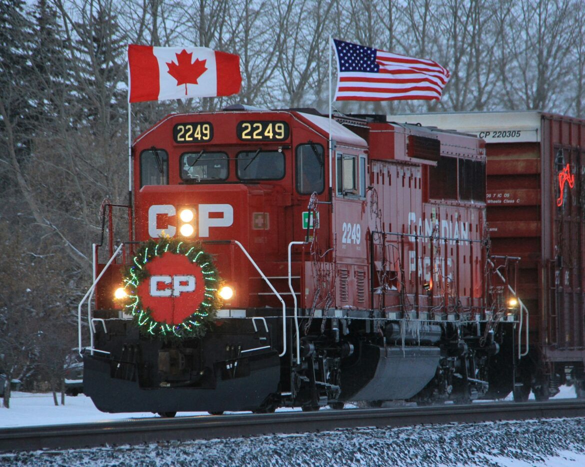 Unifor-Unifor opens bargaining with CPKC- addresses critical iss