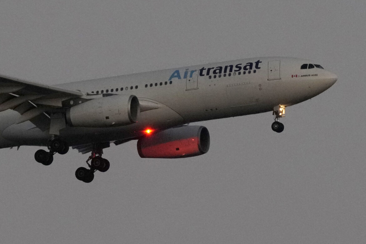 Air-Transat-Layoffs 20241002