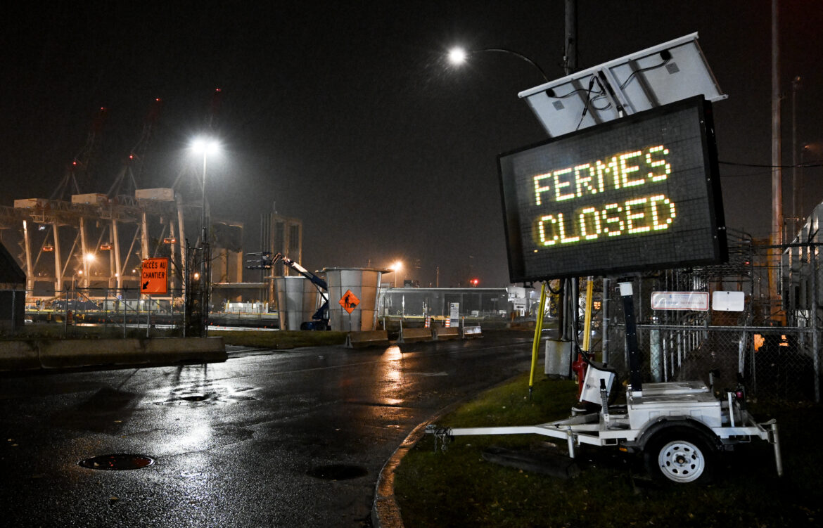 Mtl-Port-Lockout 20241111