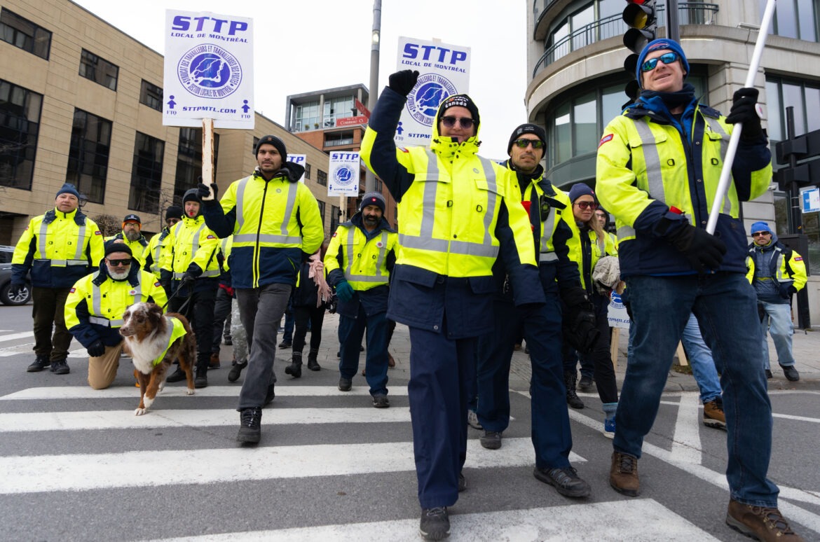 CANADA POST STRIKE 20241125