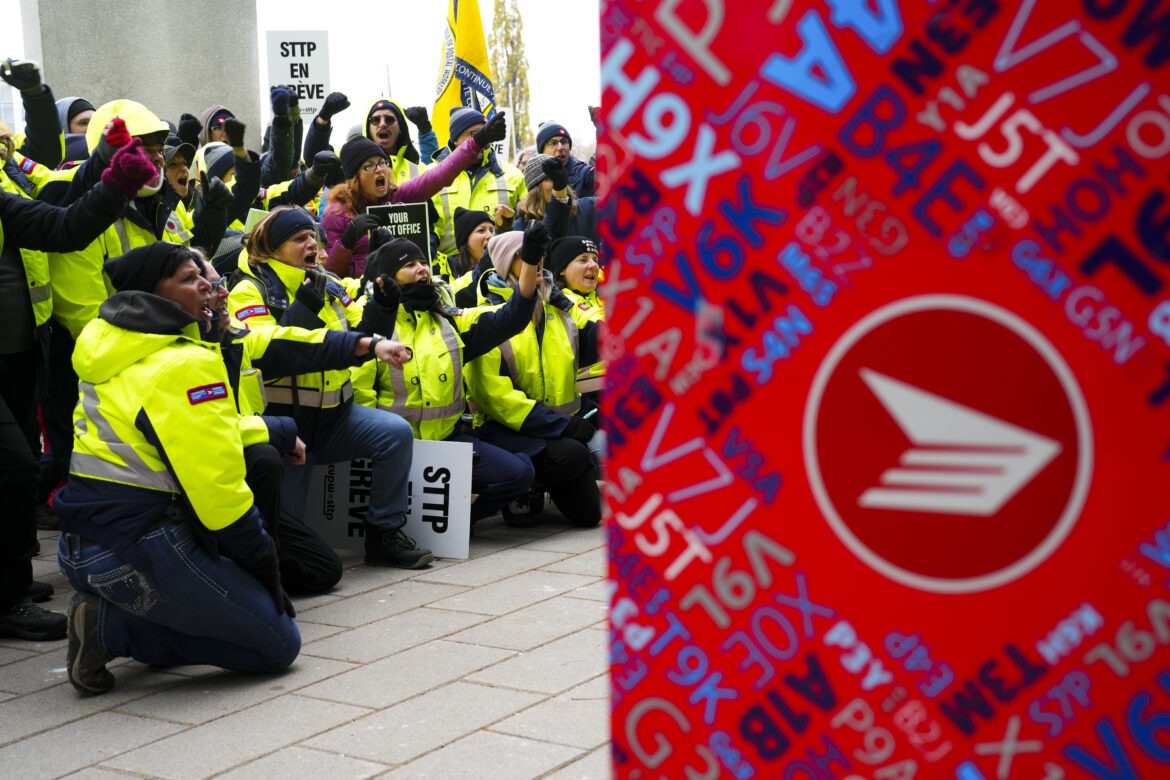 Canada-Post-Strike 20241213