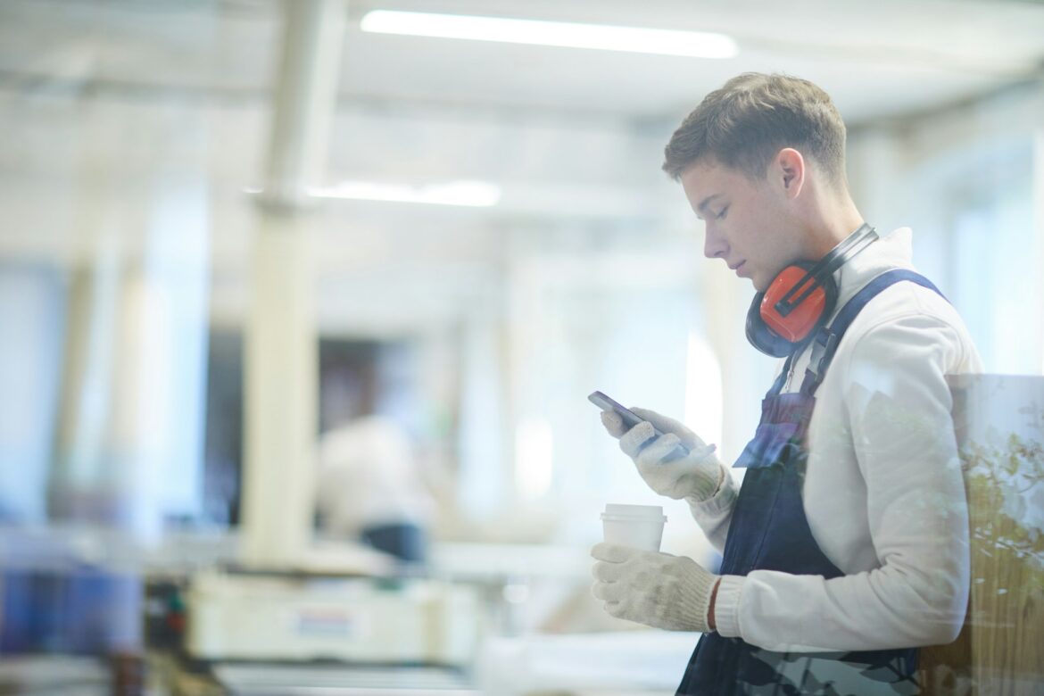 Young workers summer jobs