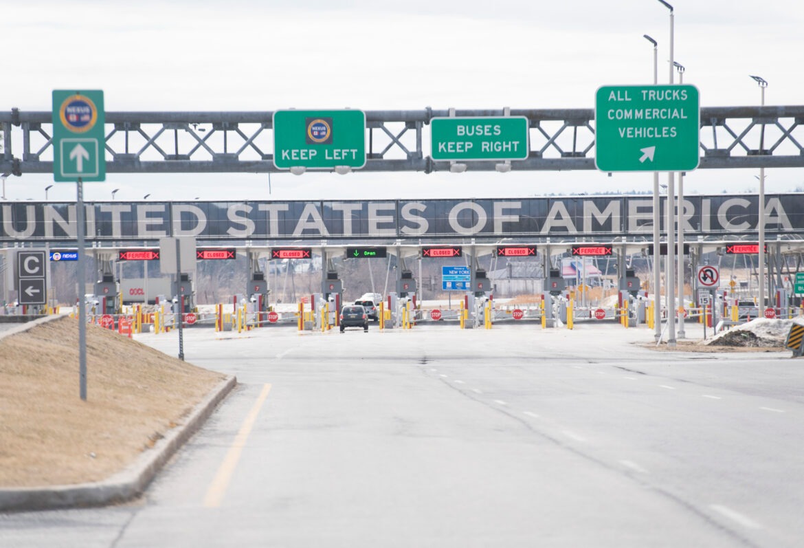 The border to the United States is shown from Canada