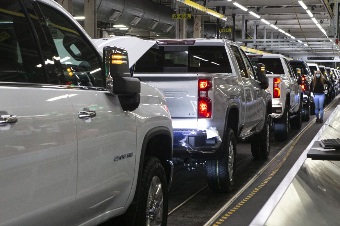 GM-Oshawa-Plant 20250910
