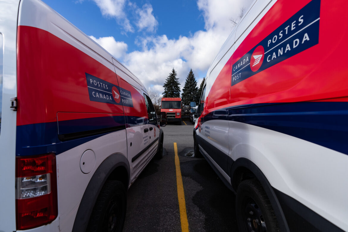 CANADA-POST-STRIKE 20241127